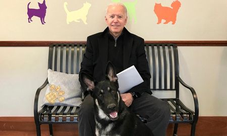 El médico de Biden confirmó que el presidente electo de Estados Unidos tuvo una fisura en la mitad del pie derecho. El médico de Biden confirmó que el presidente electo de Estados Unidos tuvo una fisura en la mitad del pie derecho.