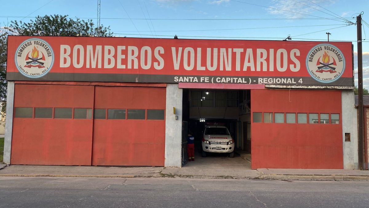 Desde la sede ubicada sobre avenida Blas Parera al 8700, remarcaron que detrás de cada intervención hay capacitación, esfuerzo y horas dedicadas fuera de sus actividades laborales. Desde la sede ubicada sobre avenida Blas Parera al 8700, remarcaron que detrás de cada intervención hay capacitación, esfuerzo y horas dedicadas fuera de sus actividades laborales.