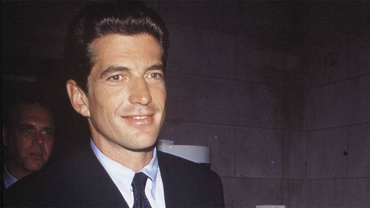 Efemérides del 16 de julio: en 1999 muere John Fitzgerald Kennedy Jr