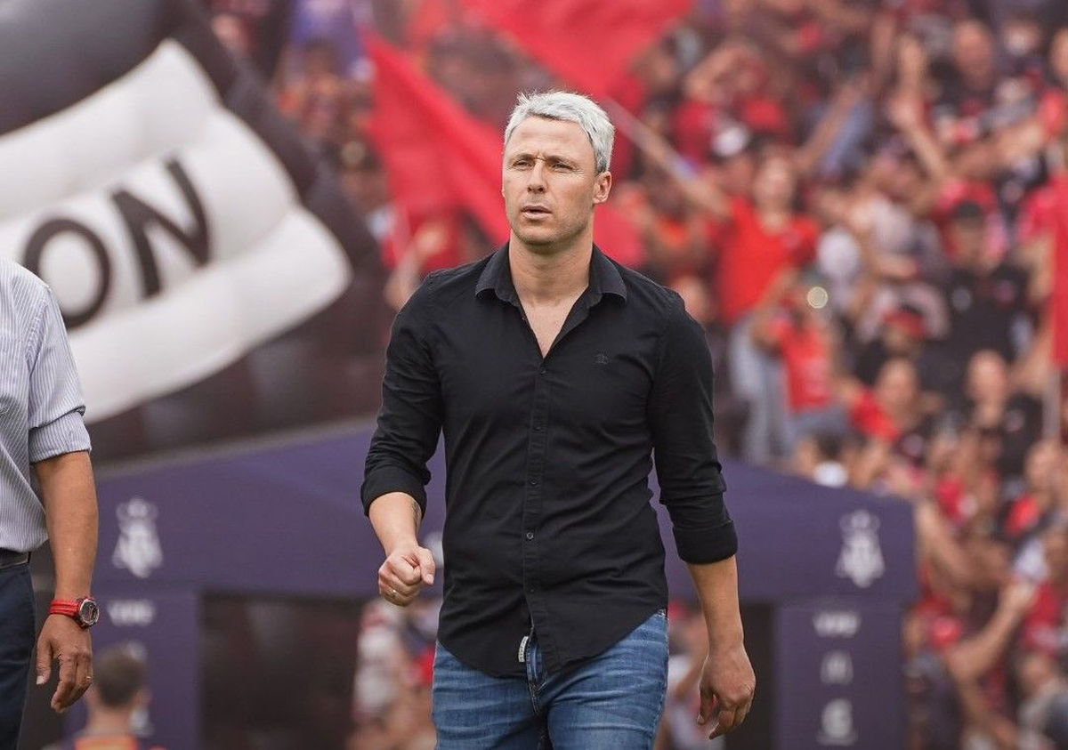 La firme decisión de Israel Damonte en Colón vs. Vélez