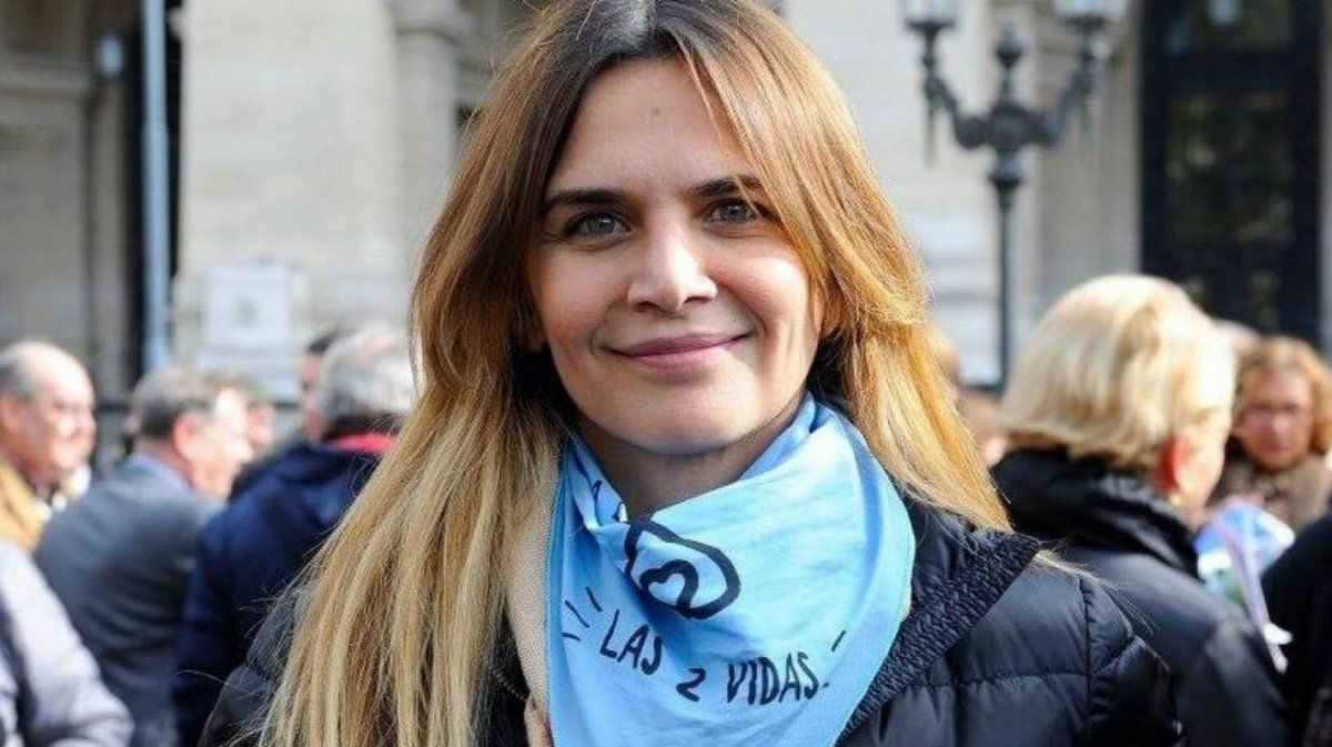 Amalia Granata se metió la polémica del cordero tirado del helicóptero e hizo una comparación con los abortos