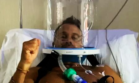 El médico me dijo que es un estrés postraumático en las enfermedades así como la que viví yo, bastante grave. Es normal y lo voy a tener por lo menos cinco o seis meses El médico me dijo que es un estrés postraumático en las enfermedades así como la que viví yo, bastante grave. Es normal y lo voy a tener por lo menos cinco o seis meses
