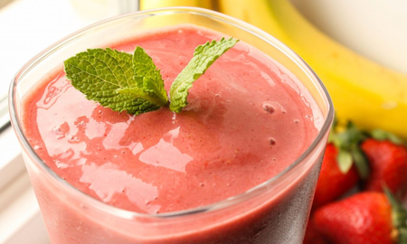 Cómo hacer licuado de banana y frutilla: la receta fácil, rica y económica Cómo hacer licuado de banana y frutilla: la receta fácil, rica y económica