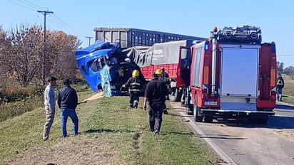 Accidente de tránsito en Ruta Nacional 34: dos camiones chocaron de frente y hay un herido grave
