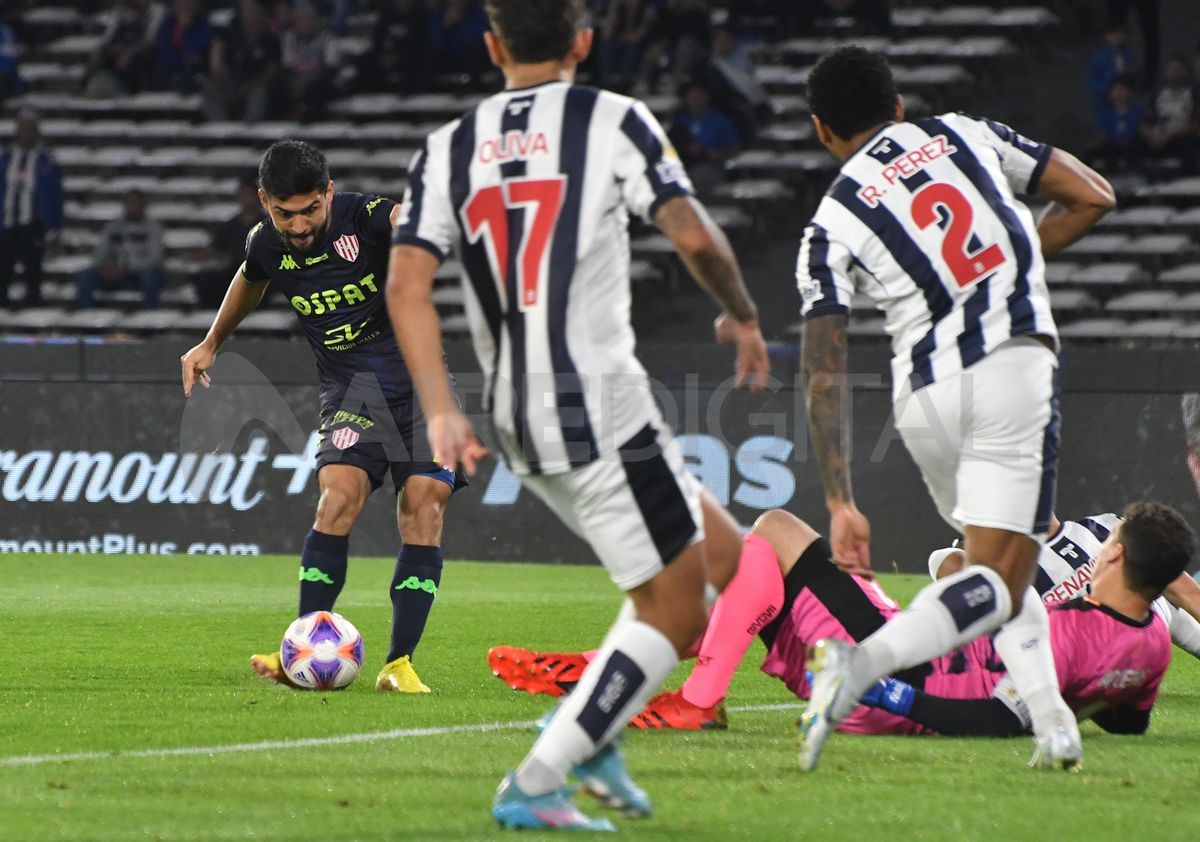 Unión igualó con Talleres