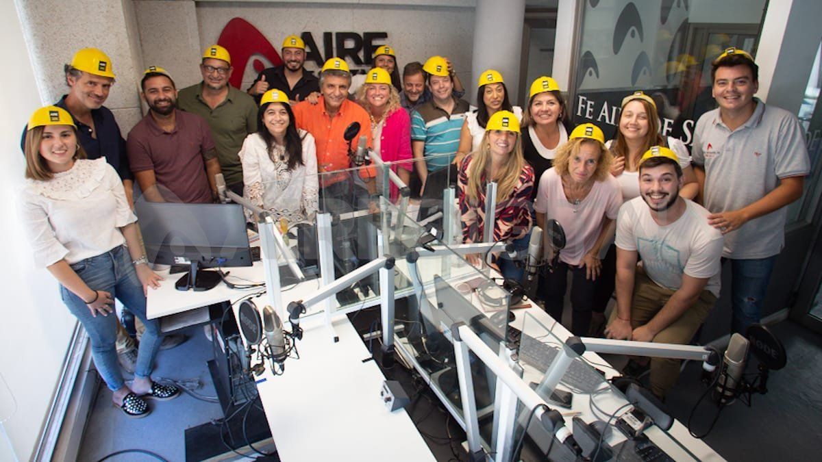 Los cascos, símbolo de la construcción de un nuevo sueño para todo el grupo AIRE.