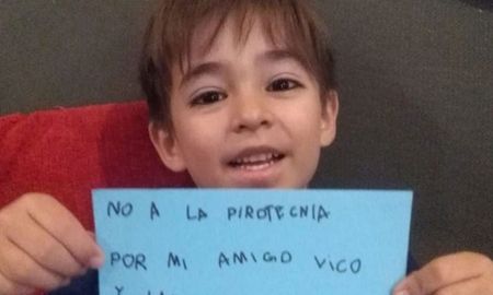 un ejemplo para la sociedad: tiene 6 anos y realiza una campana contra el uso de la pirotecnia para ayudar a su amigo y a su mascota un ejemplo para la sociedad: tiene 6 anos y realiza una campana contra el uso de la pirotecnia para ayudar a su amigo y a su mascota