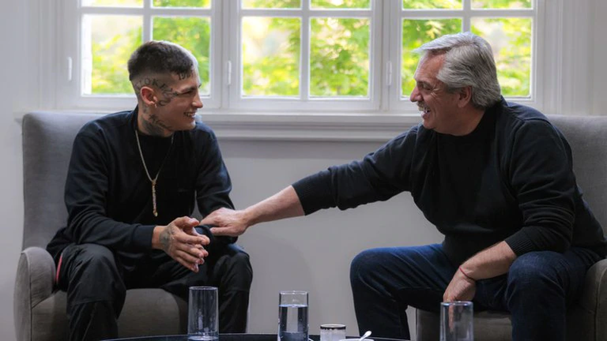 L-Gante y Alberto Fernández.