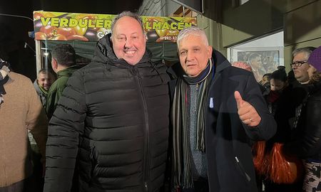 El actual intendente Mario Papaleo del frente Unidos para Cambiar Santa Fe se impuso con el 42,44% de los sufragios. El actual intendente Mario Papaleo del frente Unidos para Cambiar Santa Fe se impuso con el 42,44% de los sufragios.