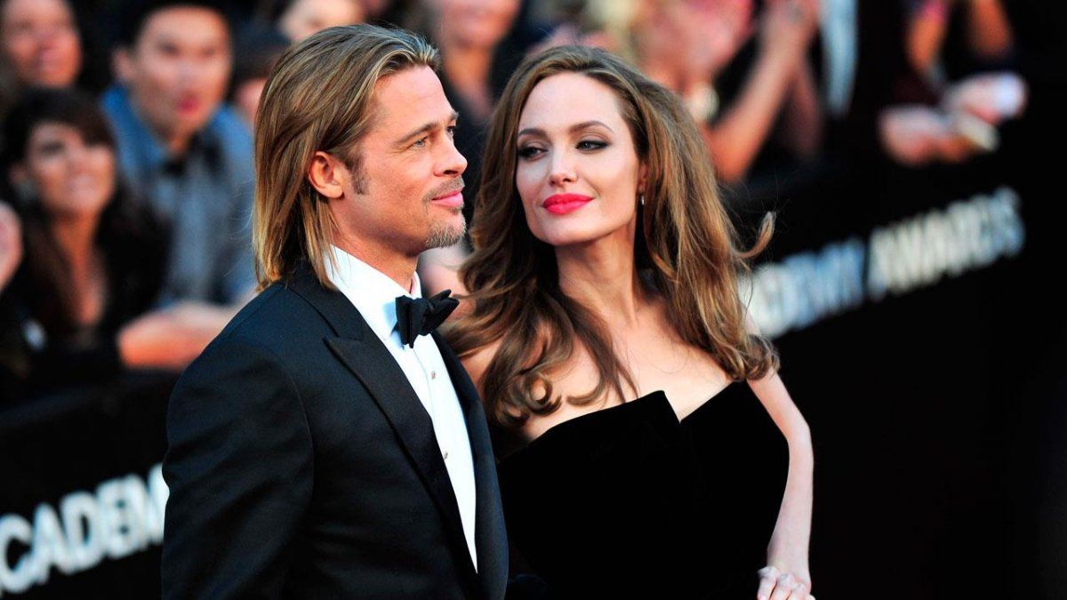Angelina Jolie se borró el tatuaje que le dedicó a Brad Pitt.
