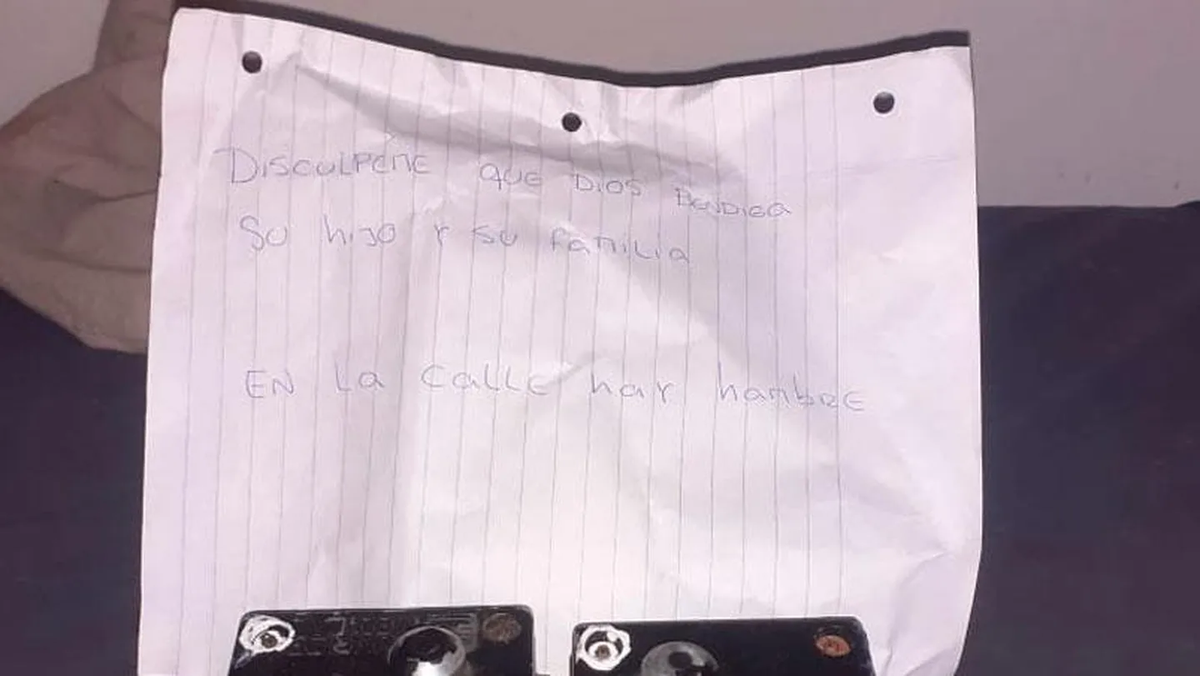 La nota que dejaron los ladrones. (Foto: gentileza El Doce)