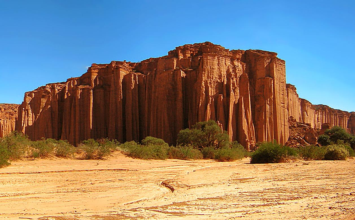 Villa Unión, Parque Nacional Talampaya, Cuesta de Miranda y Chilecito