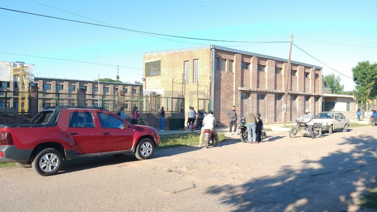 El 19 de octubre volvi&oacute; el nivel secundario, y el 21 el nivel primario.