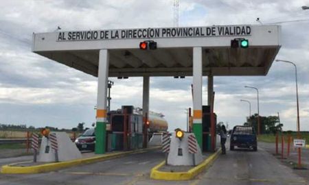 La Legislatura santafesina intenará controlar el funcionamiento de las concesiones viales para garantizar el derecho de los usuarios. La Legislatura santafesina intenará controlar el funcionamiento de las concesiones viales para garantizar el derecho de los usuarios.