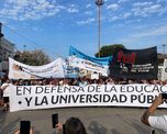 Docentes universitarios volverán a marchar el próximo 12 de mayo en reclamo por el incumplimiento de la Ley de Financiamiento Universitario y la pérdida salarial acumulada. Docentes universitarios volverán a marchar el próximo 12 de mayo en reclamo por el incumplimiento de la Ley de Financiamiento Universitario y la pérdida salarial acumulada.