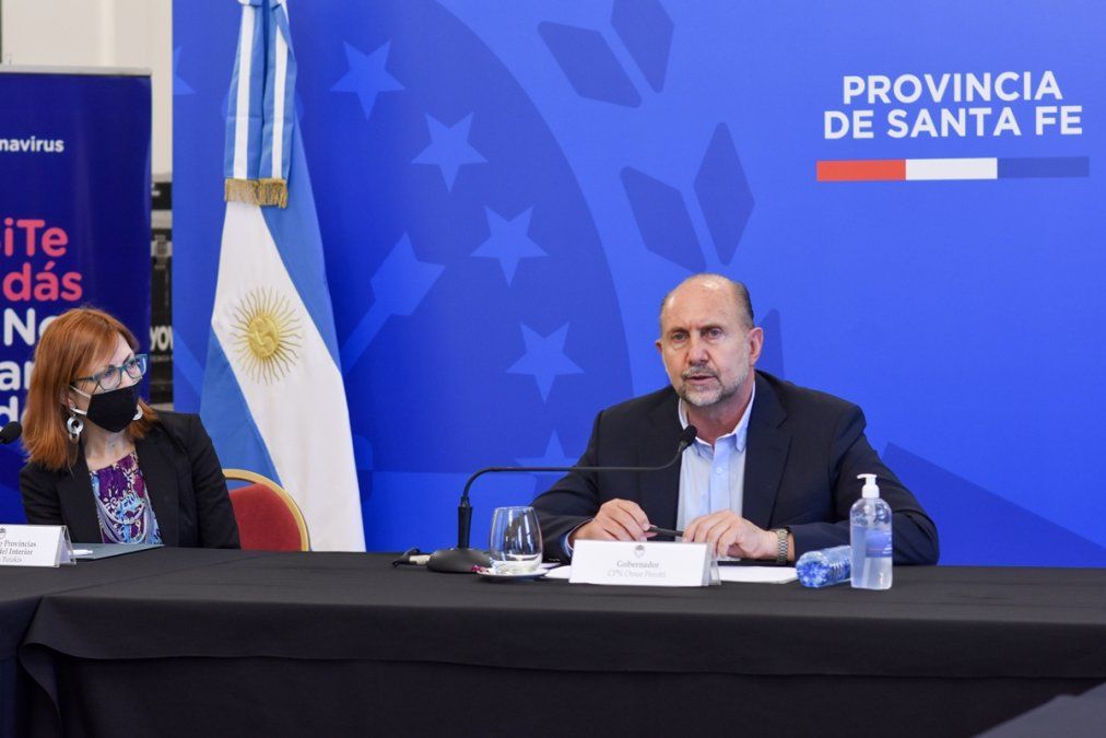 Omar Perotti en Casa de Gobierno junto a Silvina Batakis