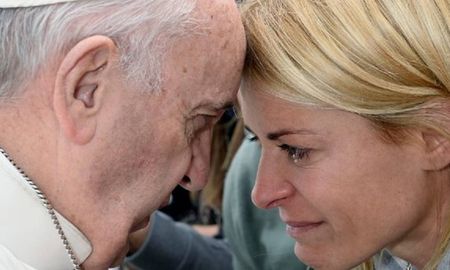 Eugenia Tobal se encontró con Francisco en 2015. Eugenia Tobal se encontró con Francisco en 2015.