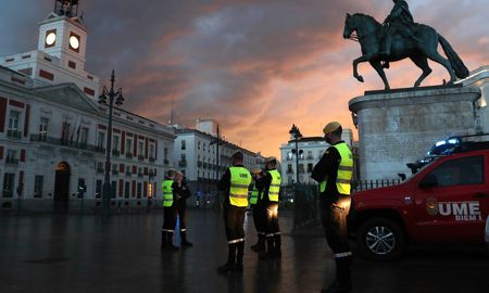 La UME, en una Madrid sin nadie en las calles. La UME, en una Madrid sin nadie en las calles.