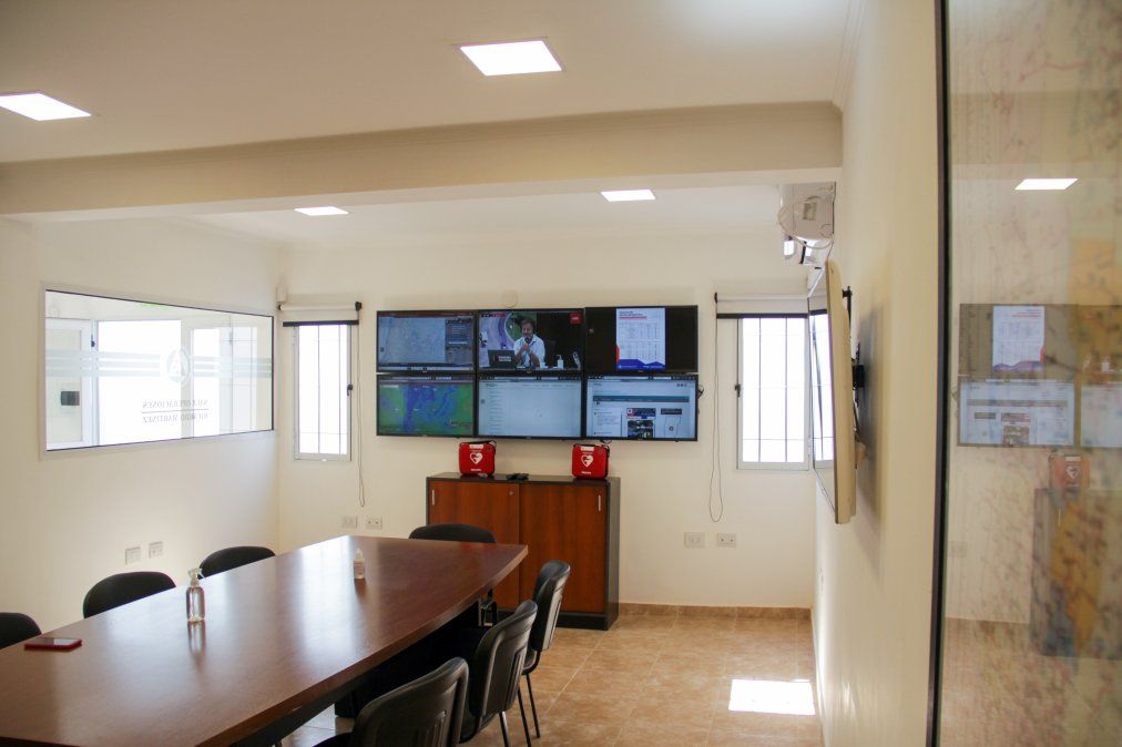 El nuevo espacio cuenta con tecnología de última generación que permite dar alertas tempranas en casos de eventos meteorológicos adversos.