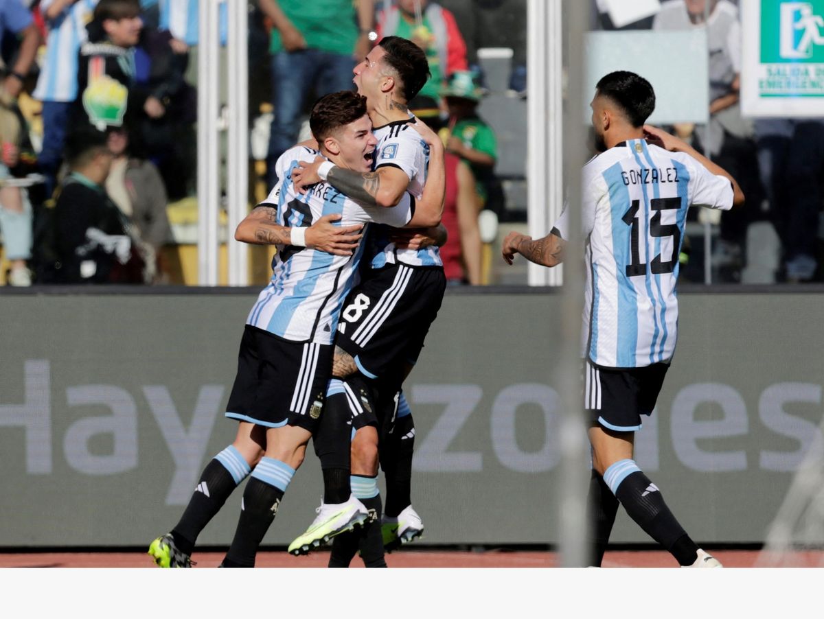 Enzo Fernández abrió el marcador para Argentina contra Bolivia.