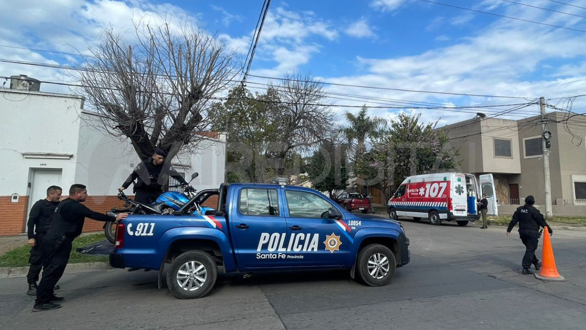 La pasajera de Uber moto que sufrió un accidente en barrio Fomento 9 de Julio sostiene que no tiene respuestas por parte de la empresa.