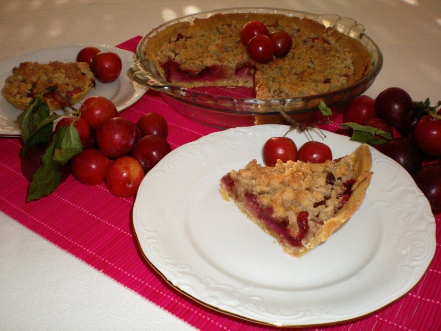 Cómo hacer una sencilla y deliciosa tarta de ciruelas