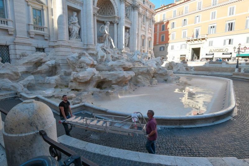 La Fontana di Trevi sin agua: ¿qué pasó?