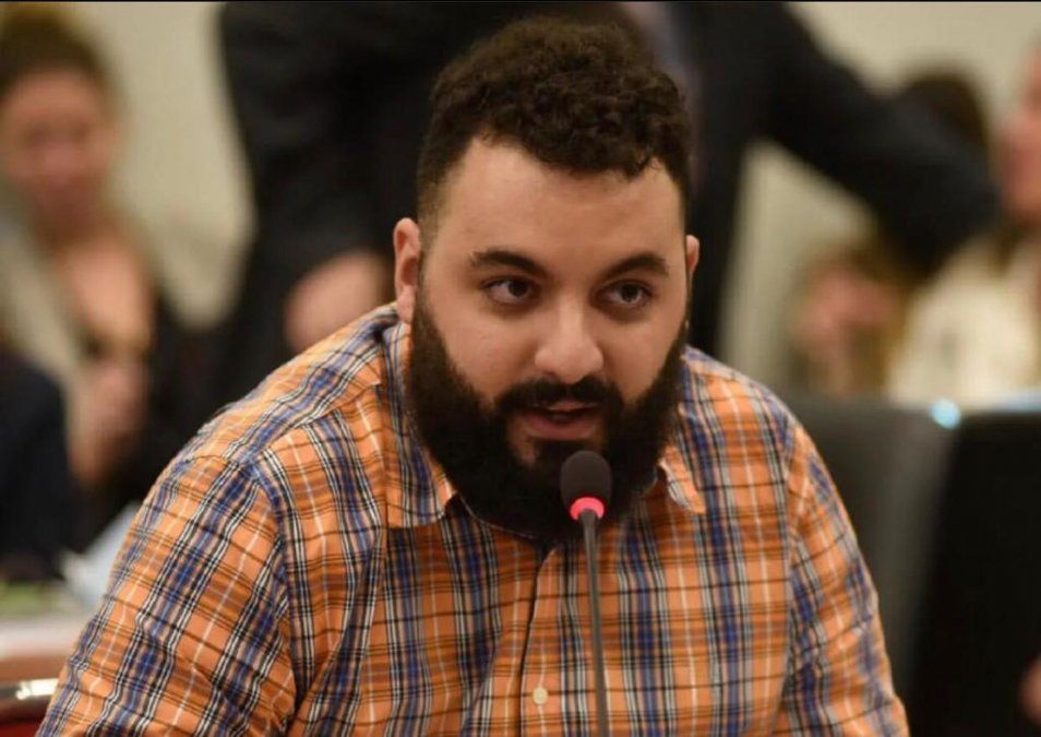 Emmanuel Canelli enumeró los inconvenientes que atraviesan los inquilinos a la hora de acceder a un inmueble, muchos de ellos por no adecuarse la provincia a la Ley Nacional de Alquileres.