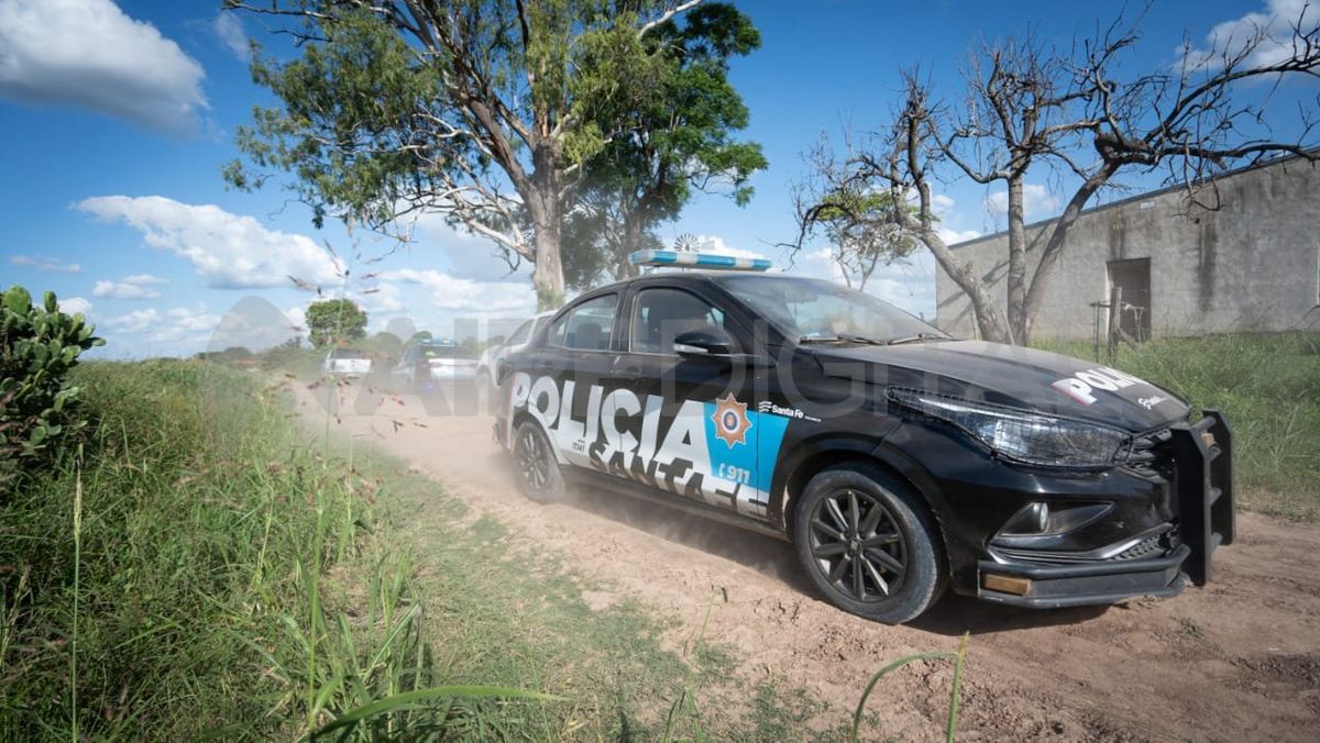 La Policía realizó intensos rastrillajes en un campo cercano a la localidad de Progreso. La Policía realizó intensos rastrillajes en un campo cercano a la localidad de Progreso.