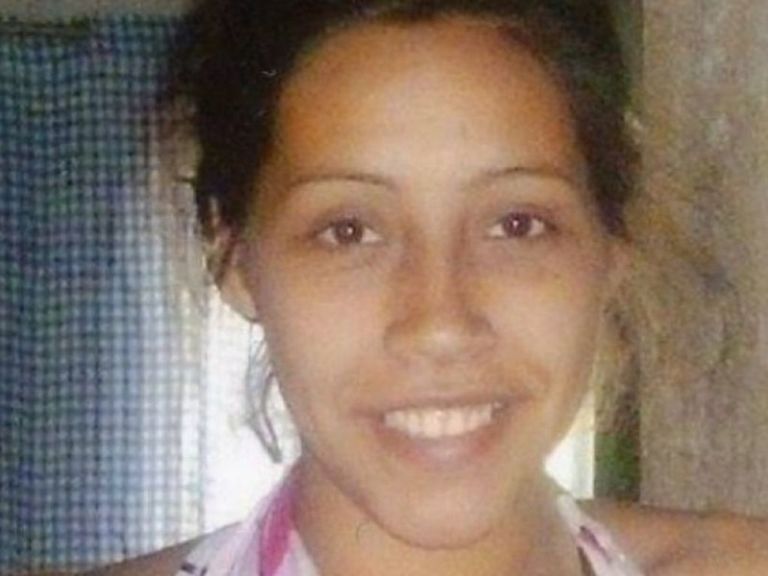 Se trata de Paola Gisela Gutiérrez Bazán, una joven de 29 años que fue vista por última vez el 19 de julio de 2015 en las inmediaciones del barrio La Favorita.