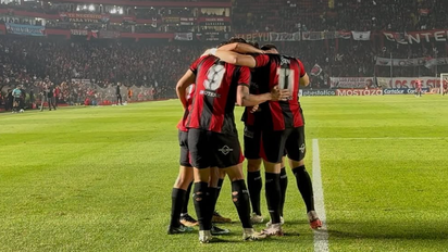 Colón cambió el DT, pero no el resultado: en el debut de Yllana, perdió con Defensores y lleva cinco derrotas al hilo