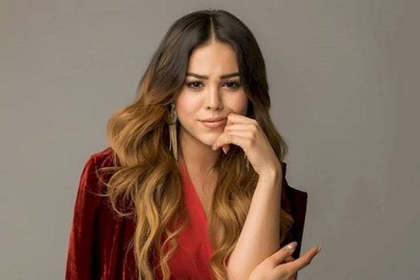 ¡Qué carita! Danna Paola se tomó unos tequilas demás
