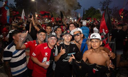 Las autoridades encargadas de la seguridad brindaron detalles del operativo para el ingreso de hinchas del Club Atlético Colón para el partido de este jueves en Paraná. Las autoridades encargadas de la seguridad brindaron detalles del operativo para el ingreso de hinchas del Club Atlético Colón para el partido de este jueves en Paraná.