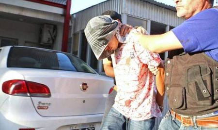 una joven fue degollada mientras dormia y detienen a su pareja en san juan una joven fue degollada mientras dormia y detienen a su pareja en san juan