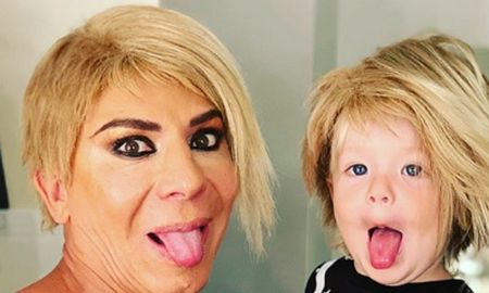 flavio mendoza poso con una peluca y lo compararon con una reconocida artista flavio mendoza poso con una peluca y lo compararon con una reconocida artista