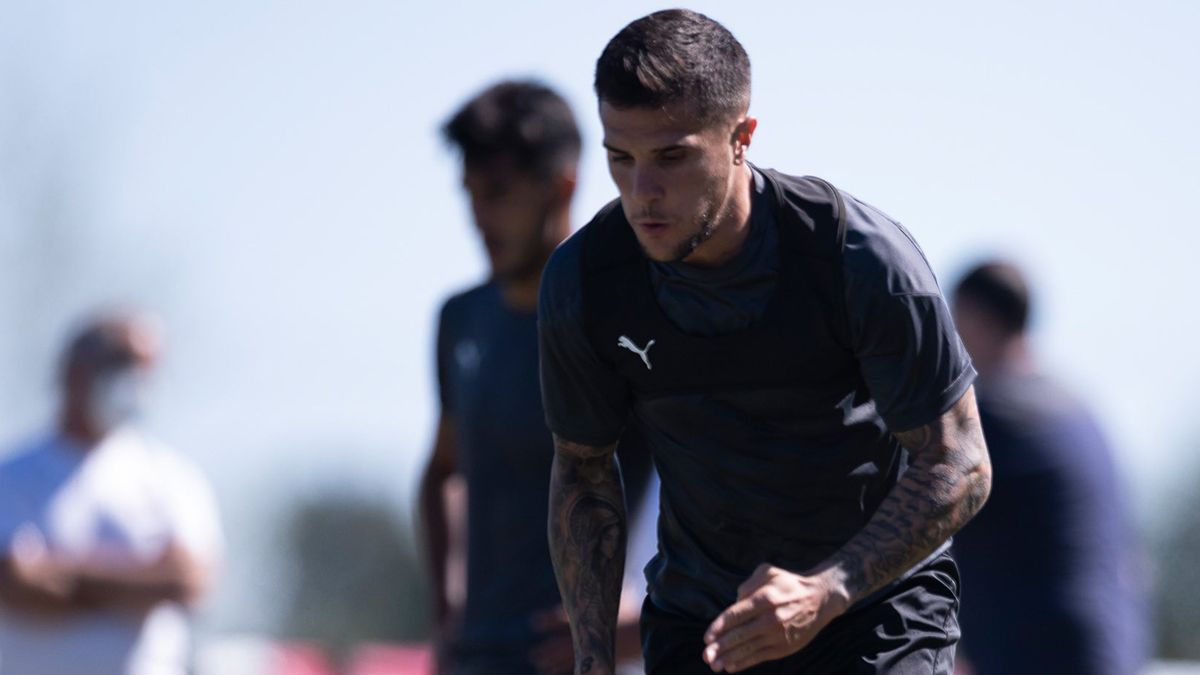 Independiente llegó a un acuerdo para pagar el contrato de Fabricio Bustos y alejar las intenciones de Boca de quedárselo.