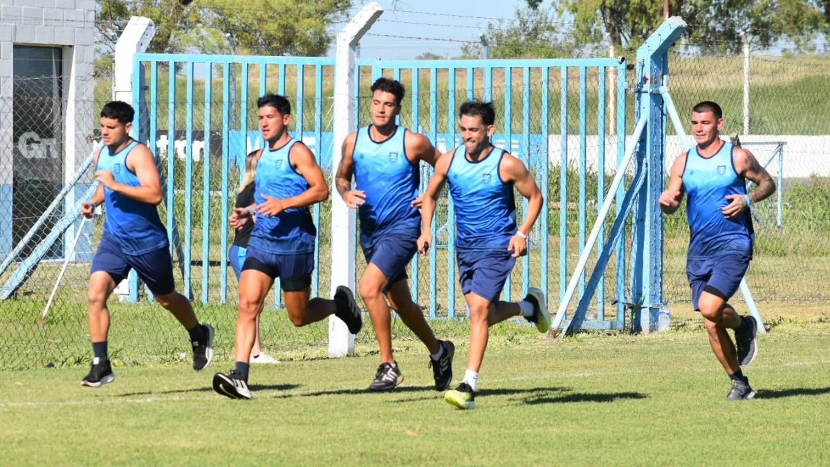 Atlético de Rafaela quiere ser protagonista del torneo y llegaron 5 refuerzos que se pusieron a disposición del entrenador Iván Juárez.