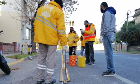 El personal municipal comenzó a demarcar la ciclovía a principios de junio. El personal municipal comenzó a demarcar la ciclovía a principios de junio.