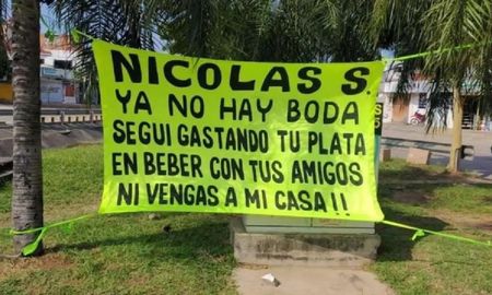 Cartel de despecho se hizo viral: Seguí gastando tu plata en beber con tus amigos Cartel de despecho se hizo viral: Seguí gastando tu plata en beber con tus amigos