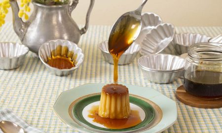 Aprende a preparar un caramelo líquido con esta receta. Aprende a preparar un caramelo líquido con esta receta.