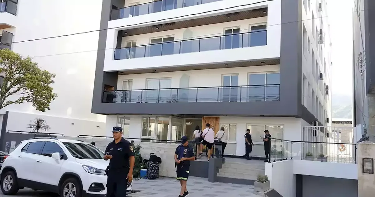 Imputaron a la niñera de la nena de 2 años que cayó de un quinto piso