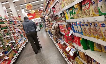 El Instituto Nacional de Estadísticas y Censos (Indec) informó este jueves que, en febrero de 2026, el índice de ventas totales a precios constantes en supermercados muestra una caída de 3,1% respecto a igual mes de 2025. El Instituto Nacional de Estadísticas y Censos (Indec) informó este jueves que, en febrero de 2026, el índice de ventas totales a precios constantes en supermercados muestra una caída de 3,1% respecto a igual mes de 2025.