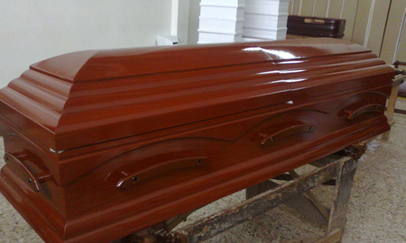 Mezclaron los cuerpos, cremaron a uno por error y entregaron a otro que tenía COVID Mezclaron los cuerpos, cremaron a uno por error y entregaron a otro que tenía COVID