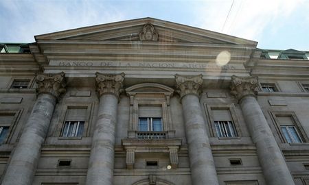 Gobierno justificó suba en tasas del Nación para “seguir ofreciendo créditos”