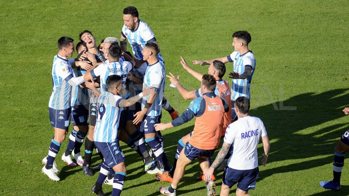 Racing se impuso a Boca por penales y es el primer finalista de la Copa de la Liga.