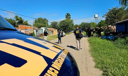 Una discusión entre dos grupos de jóvenes derivó en una pelea con varias detonaciones de arma de fuego. El hecho ocurrió este domingo a la mañana en la zona este de Recreo. Una discusión entre dos grupos de jóvenes derivó en una pelea con varias detonaciones de arma de fuego. El hecho ocurrió este domingo a la mañana en la zona este de Recreo.