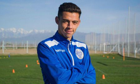 Valentín Burgoa, de Godoy Cruz, es el segundo jugador de Primera División en dar positivo por coronavirus tras el caso de Gabriel Florentín, en Argentinos Juniors. Valentín Burgoa, de Godoy Cruz, es el segundo jugador de Primera División en dar positivo por coronavirus tras el caso de Gabriel Florentín, en Argentinos Juniors.