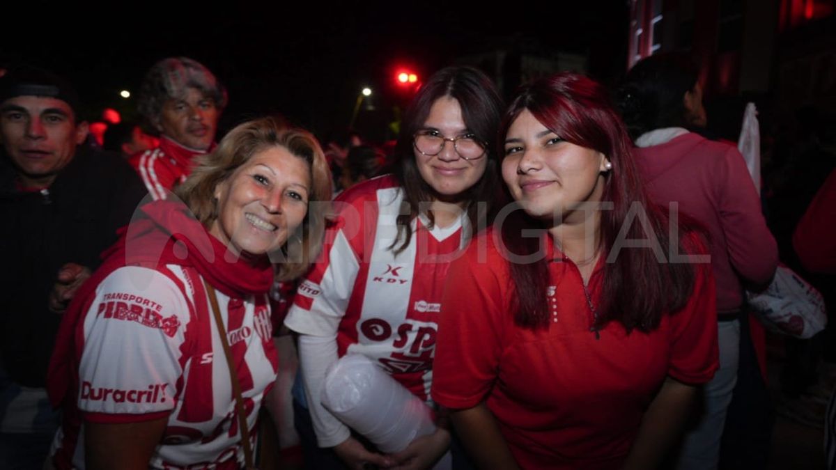 Unión celebra sus 118 años de vida con una gran fiesta en la sede del club