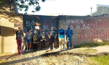 Buscan impedir a toda costa que se coloque la antena 5G en barrio San Roque. Buscan impedir a toda costa que se coloque la antena 5G en barrio San Roque.