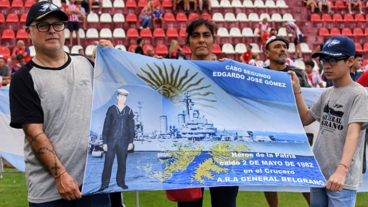 Homenaje a Cabo Segundo Edgardo José Gómez. Homenaje a Cabo Segundo Edgardo José Gómez.